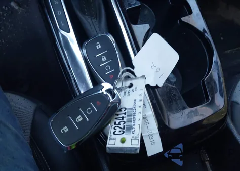 2025 Chevrolet Trax Fwd Lt z USA, uszkodzony, nr VIN KL77LHEP9SC247056